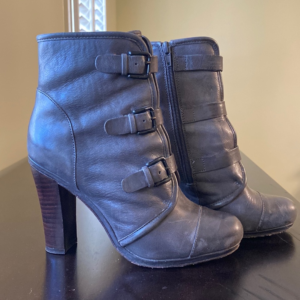 Gray leather short boots by Plenty (Tracy Reese) size 38 EU